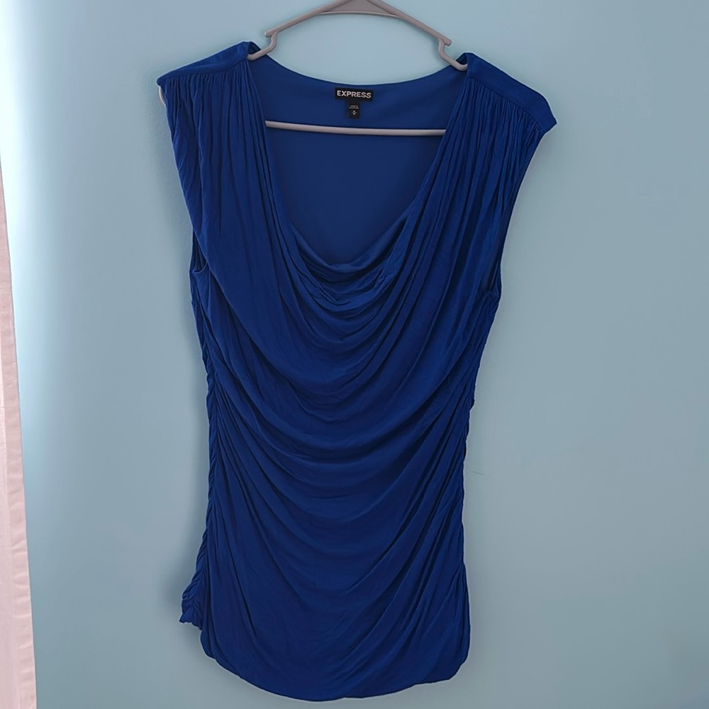 Express Blue Top medium
